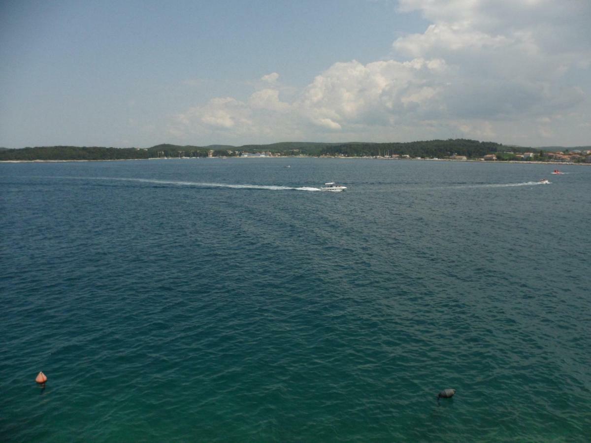 Апартаменти Blue Sea View Ровінь Екстер'єр фото